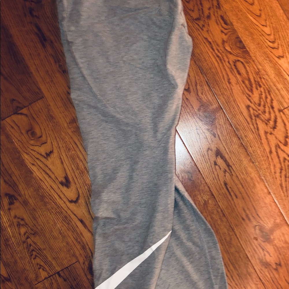 Nike jumpsuit - Picture 4 of 5